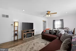 217 May Ave, Monroe Township, NJ 08094 - Photo 9