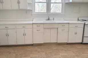 56 Linwood Ave, Monroe Township, NJ 08094 - Photo 3