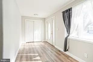 153 Lakeside Ave, Franklin Township, NJ 08322 - Photo 3