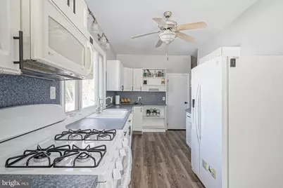 153 Lakeside Avenue, Franklin Township, NJ 08322 - Photo 11