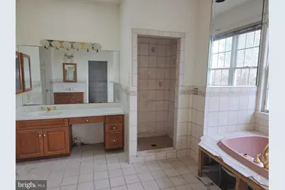 325 Harrisonville Road, Harrison Township, NJ 08062 - Photo 9