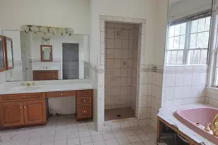 325 Harrisonville Rd, Harrison Township, NJ 08062 - Photo 9