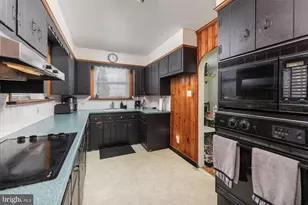 643 W Jersey Ave, Woodbury Heights, NJ 08097 - Photo 9