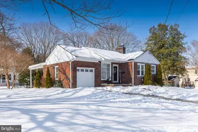 643 W Jersey Avenue, Woodbury Heights, NJ 08097 - Photo 1