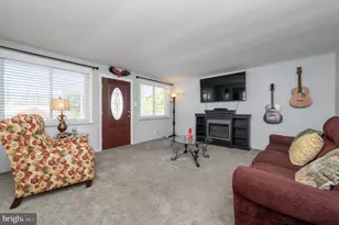 1326 Herbert Blvd, Monroe Township, NJ 08094 - Photo 5