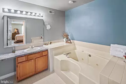 111 Carriage Lane, Swedesboro, NJ 08085 - Photo 17