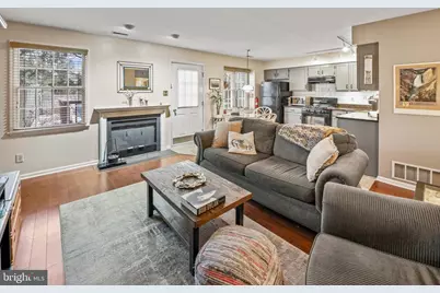 111 Carriage Lane, Swedesboro, NJ 08085 - Photo 5