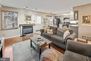 111 Carriage Ln, Swedesboro, NJ 08085 - Photo 5