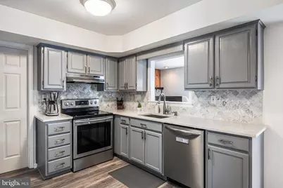 308 Thackeray Lane, Monroe Township, NJ 08094 - Photo 11