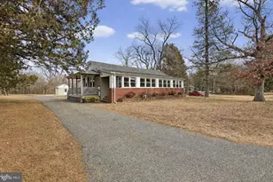 473 E New St, Glassboro, NJ 08028 - Photo 27