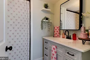 640 Clonmell Rd, Paulsboro, NJ 08066 - Photo 11