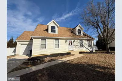 123 Deschler Boulevard, Clayton, NJ 08312 - Photo 1