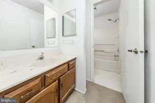 27 Lakebridge Dr, Woodbury, NJ 08096 - Photo 11