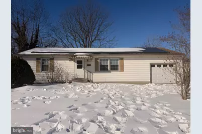 436 Beacon Avenue, Paulsboro, NJ 08066 - Photo 1