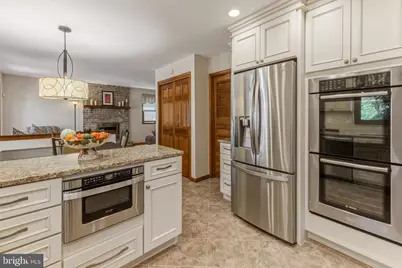 8 Rothschild Court, West Deptford, NJ 08096 - Photo 5