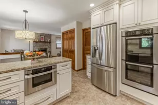 8 Rothschild Ct, West Deptford, NJ 08096 - Photo 5