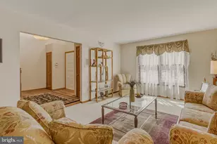 8 Rothschild Ct, West Deptford, NJ 08096 - Photo 3