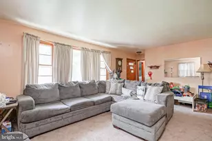 28 Malaga Terrace, Franklin Township, NJ 08328 - Photo 5