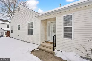 631 Barbados Dr, Monroe Township, NJ 08094 - Photo 3