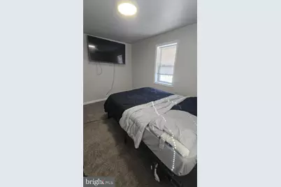 20 E Buck Street, Paulsboro, NJ 08066 - Photo 9