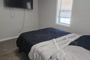 20 E Buck St, Paulsboro, NJ 08066 - Photo 9