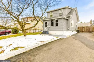 313 Woodbury Lake Dr, Deptford, NJ 08096 - Photo 1