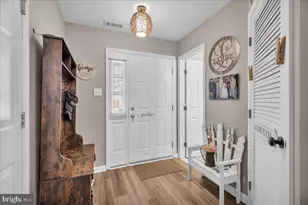 360 Lake Side Dr, Swedesboro, NJ 08085 - Photo 3