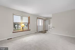 127 Hampshire Dr, Woodbury, NJ 08096 - Photo 7