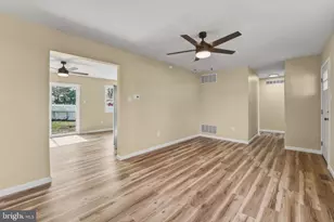 971 N Beecham Rd, Monroe Township, NJ 08094 - Photo 9