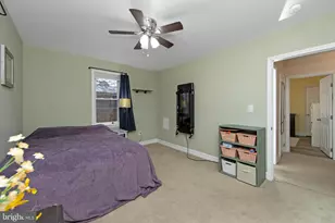 955 Hessian, West Deptford, NJ 08093 - Photo 21