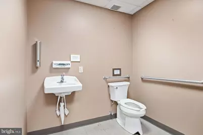 24 W Broad Street, Paulsboro, NJ 08066 - Photo 19