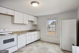 24 W Broad St, Paulsboro, NJ 08066 - Photo 3