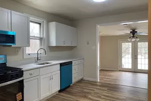 1747 Herbert Blvd, Monroe Township, NJ 08094 - Photo 5