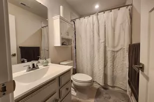 26 Peacock Cir, Sewell, NJ 08080 - Photo 15