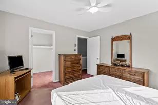 221 Martinique Dr, Monroe Township, NJ 08094 - Photo 23