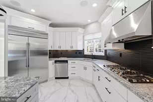 201 Churchill Way, Harrison Township, NJ 08062 - Photo 23