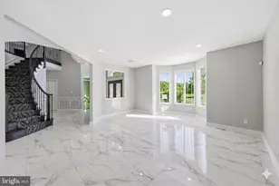 201 Churchill Way, Harrison Township, NJ 08062 - Photo 11