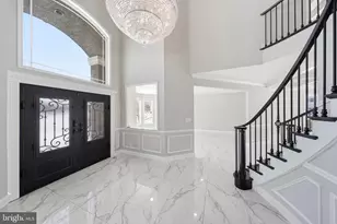 201 Churchill Way, Harrison Township, NJ 08062 - Photo 3