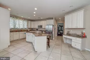 814 Rachel Dr, Franklin Township, NJ 08322 - Photo 23