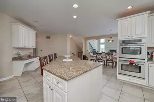 814 Rachel Dr, Franklin Township, NJ 08322 - Photo 21