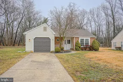 53 Knollwood Dr, Deptford, NJ 08096 - Photo 1