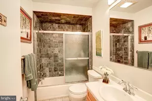 105 Franklin Rd, Glassboro, NJ 08028 - Photo 17