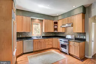 105 Franklin Rd, Glassboro, NJ 08028 - Photo 3