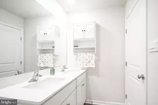 340 Mazzeo Dr, Glassboro, NJ 08028 - Photo 7