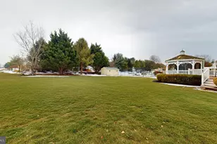 143 Yorktown Rd, Swedesboro, NJ 08085 - Photo 5