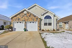 531 Riviera Dr, Monroe Township, NJ 08094 - Photo 3