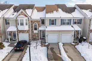 145 Chancellor Dr, Woodbury, NJ 08096 - Photo 3