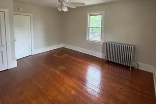 422-424 Victoria St, Glassboro, NJ 08028 - Photo 5