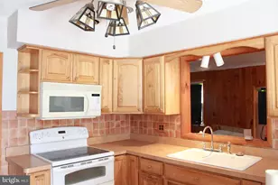 216 Georgetown Rd, Glassboro, NJ 08028 - Photo 11