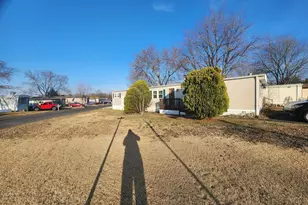 302 Arizona Ave, Monroe Township, NJ 08094 - Photo 1